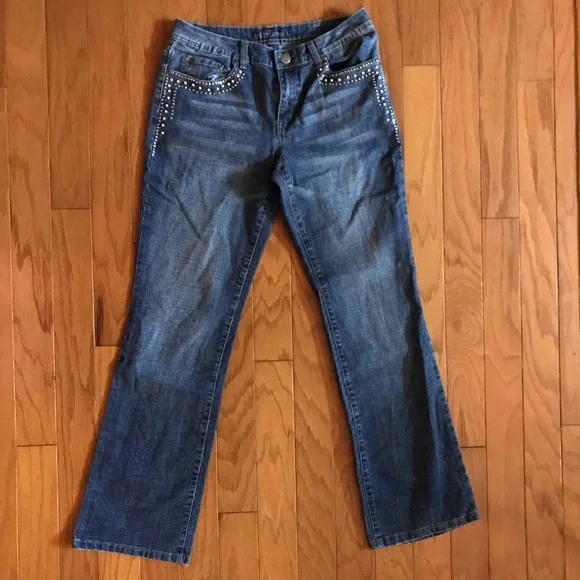 Stylish Silver Flat Stud Accented Jeans! - Picture 2 of 16